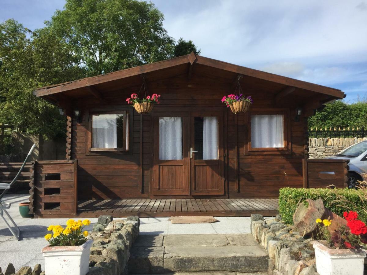 Chalet Free Sauna & Spa Superking Bed Killaloo Exterior photo